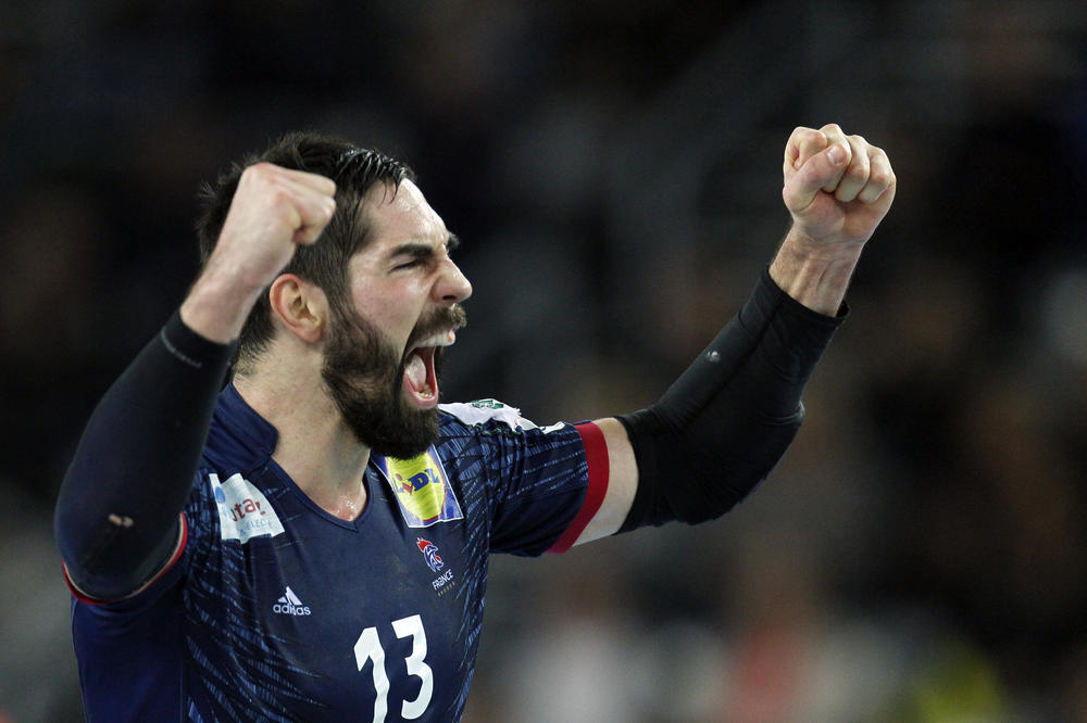 KARABATIĆ OSTAJE U PSŽ-U: U klubu je porodična atmosfera, zato želim da ostanem i nakon završetka karijere!