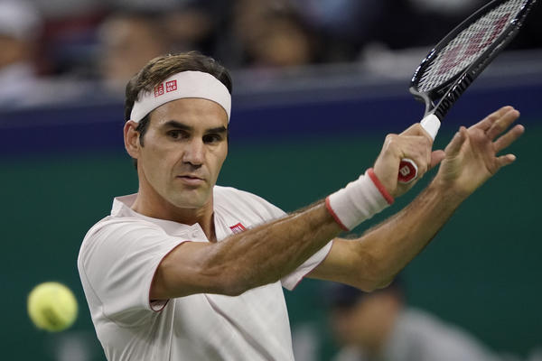 ISKAZANO POŠTOVANJE: Federer otkrio ko je istetovirao njegove inicijale na nozi