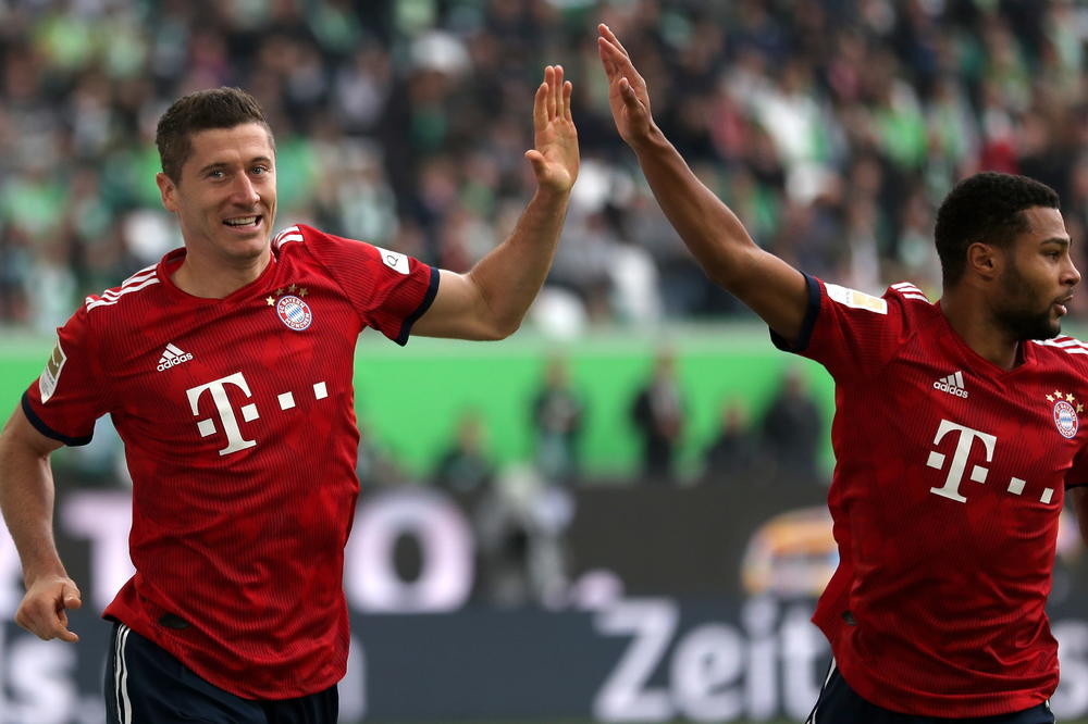 LEVANDOVSKI NE DA KOVAČA: Konačno Bajern, Borusija gazi, neumoljivi Alkaser stigao Jovića, Verder ne pušta vrh!