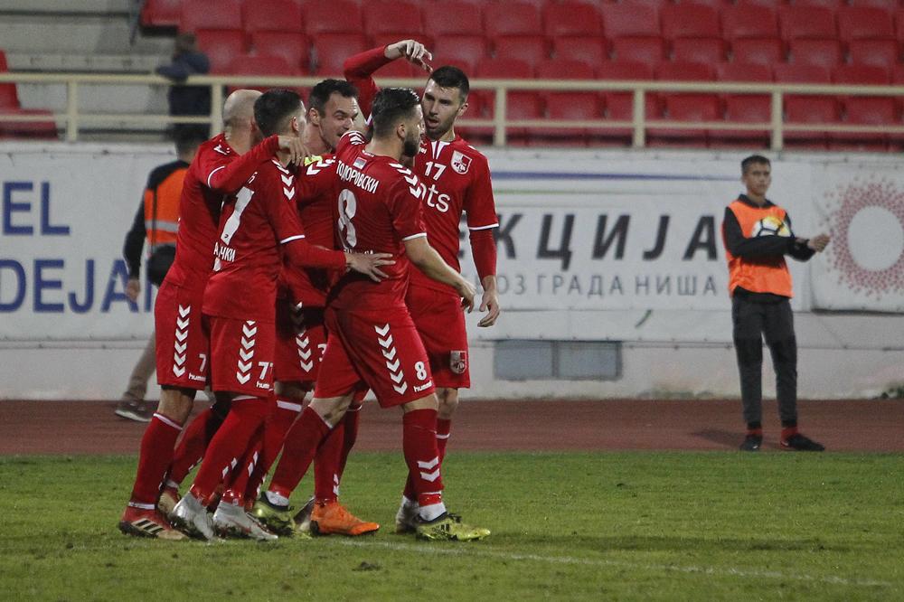 LALATOVIĆEVA BAJKA SE I DALJE PIŠE: Babić ima golgeterski instinkt, drugo mesto pripada Radničkom!