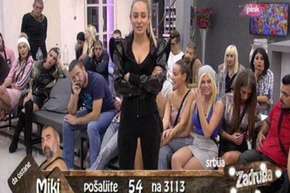 SLOBA MI SE GADI, NA SVE JE SPREMAN ZBOG MEDIJA! Luna otkrila kakvu igru sa njom igra Radanović