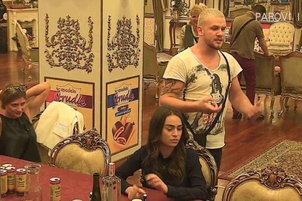 RADIO JE KAO STRIPER, ISKAKAO IZ TORTE, FINANSIRALE GA MATORKE: Đorđe šokirao svojim tajnama