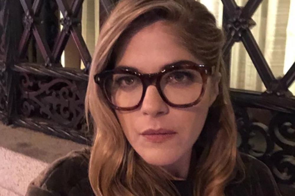 JA SAM INVALID, PONEKAD PADNEM, STVARI MI ISPADAJU IZ RUKU: Poznata glumica se bori sa teškom bolešću!