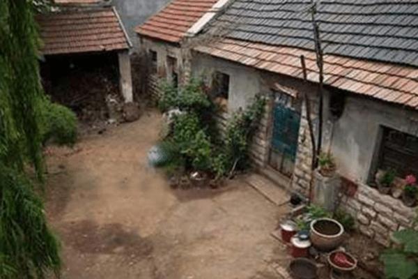 SKANDAL TRESE SELO: Mlada u mrklom mraku promašila sobu pa imala ODNOSE SA DEVEROM!