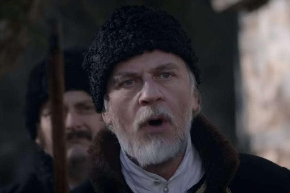 NAKLON ŽARKU LAUŠEVIĆU: Ulogom u seriji Koreni oduševio publiku