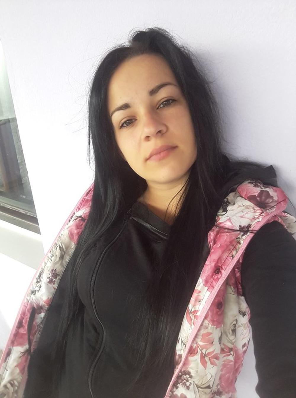 Dragana Marković Petrović, Nađina mama    