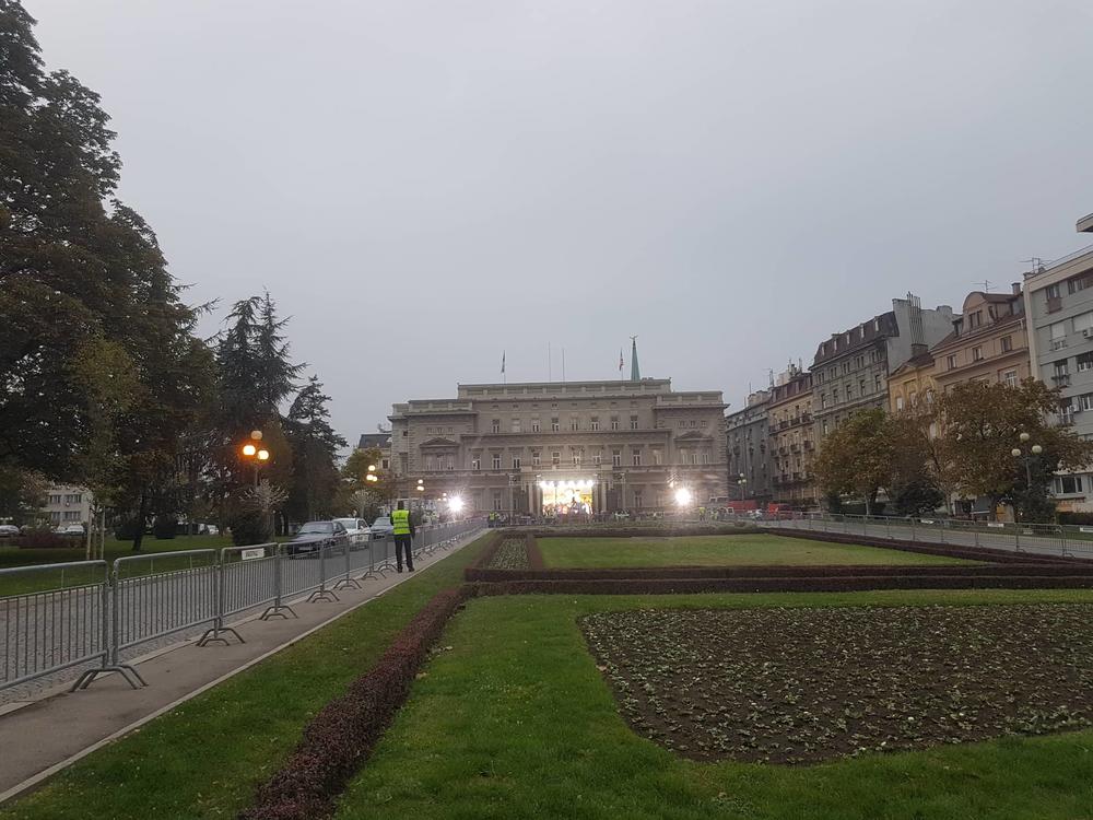 Plato ispred Skupštine grada  