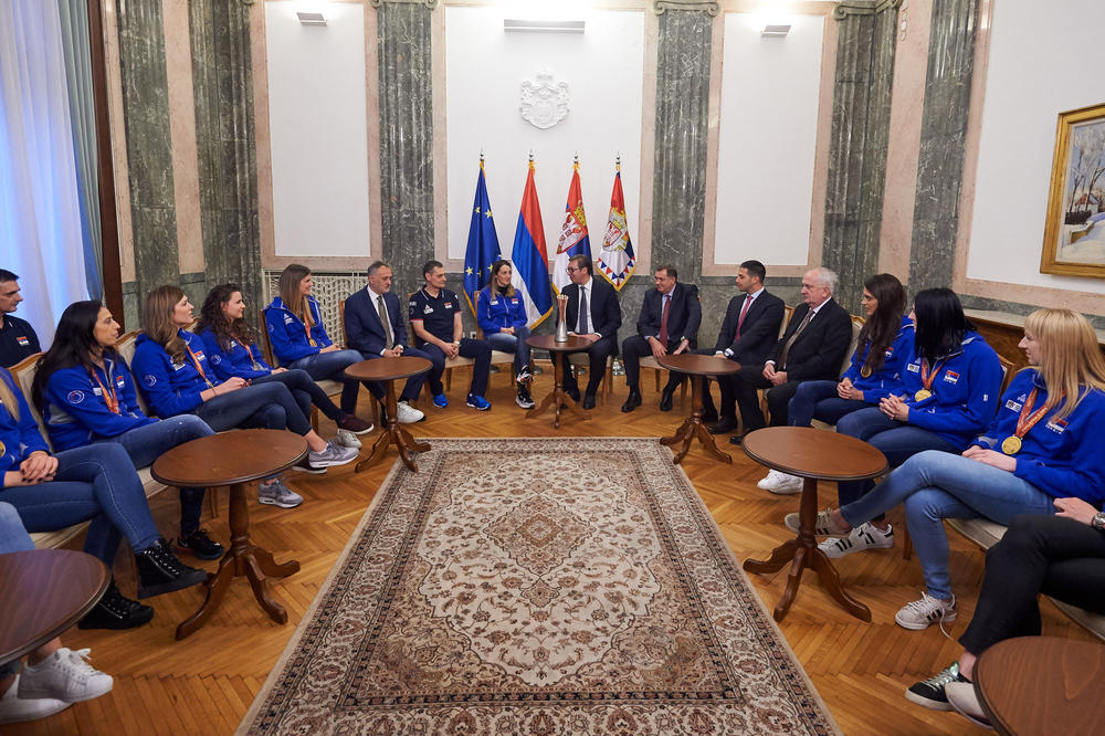 PREDSEDNIK SRBIJE: Hvala vam što ste nas naučili da pobeđujemo