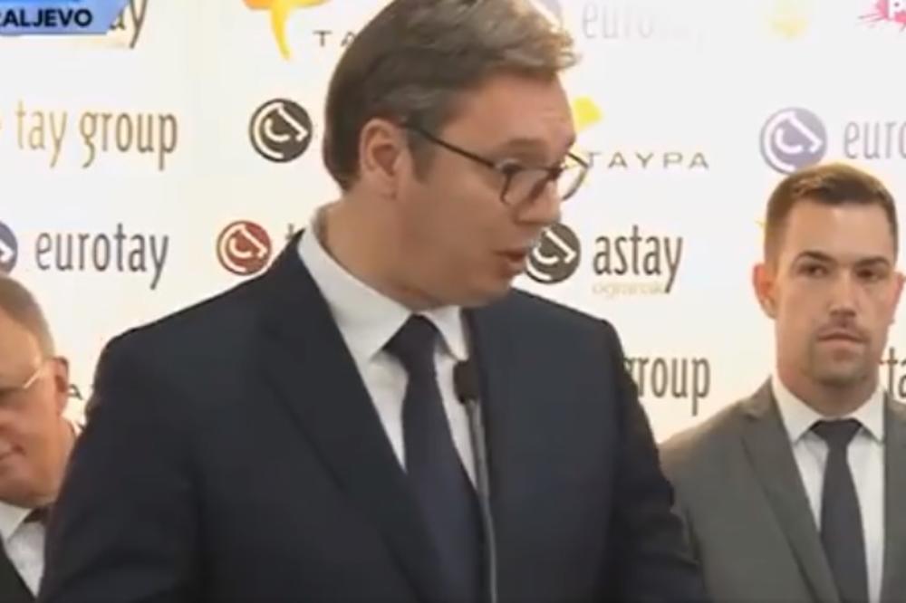 VUČIĆ PONUDIO POSAO PREVODIOCU TURSKOG JEZIKA! Usred obraćanja se PREŠALTAO i ostavio TUTINCA BEZ KOMENTARA