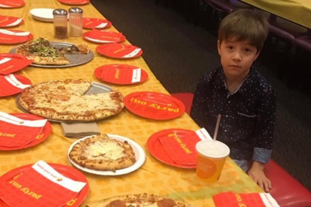 POZVAO JE SVE IZ RAZREDA NA ROĐENDAN, NIKO NIJE DOŠAO: Onda se desilo nešto zaista DIVNO!