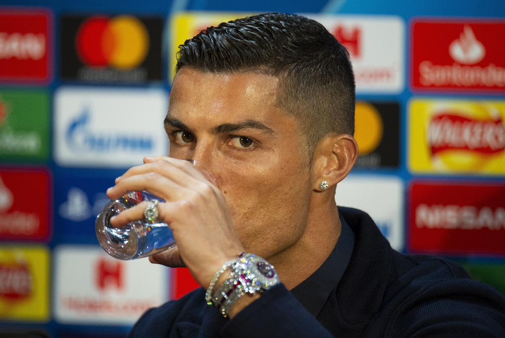 Kristijano Ronaldo nosi skupocen nakit