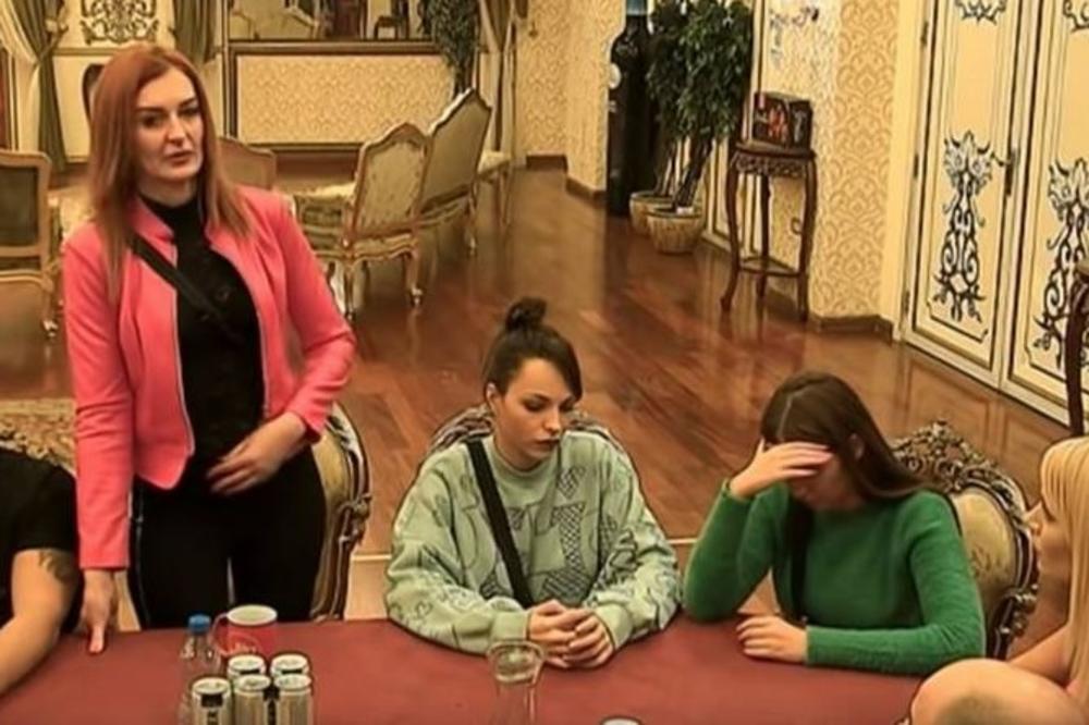 IZABELINA MAMA JE PROŠLA KROZ PAKAO: Sin mi je pretrpeo vršnjačko NASILJE! A onda se umešao Lakić!