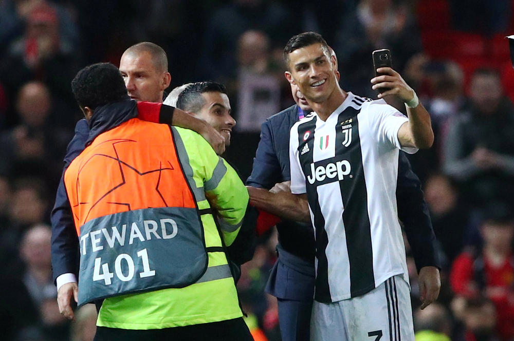 Selfi navijača sa Ronaldom