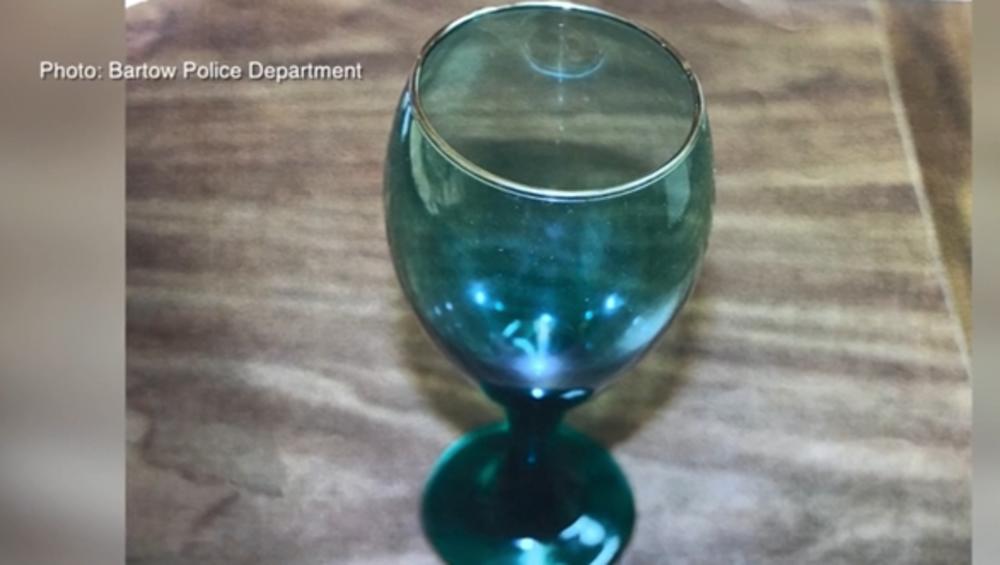 Htele su da popiju krv iz pehara 