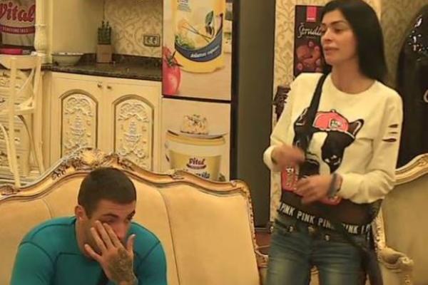 ONO ŠTO JE MOJE TO JE SAMO MOJE: Šmizla zahteva PAŽNJU, a Boža se NEĆKA! (FOTO)