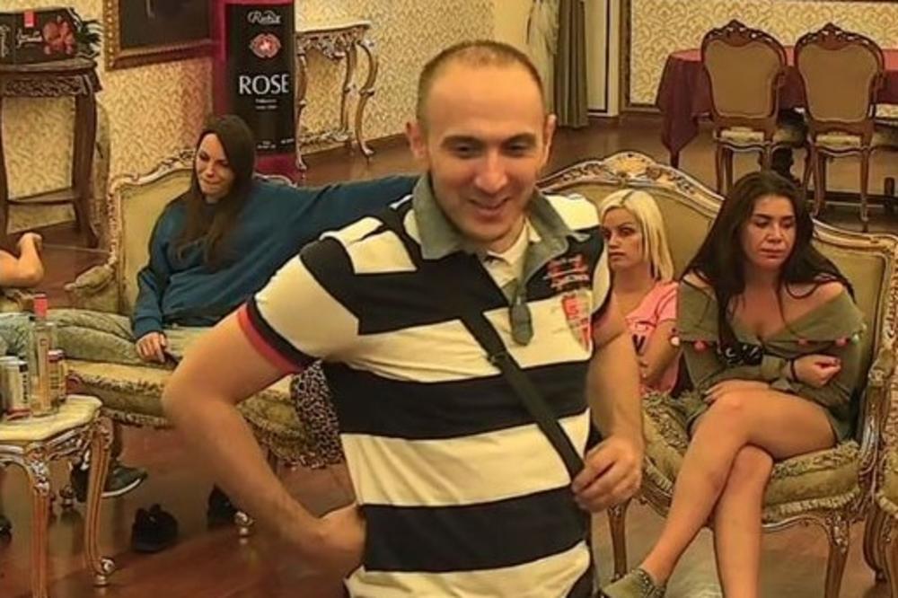 OBESIĆU SE, NE MOGU VIŠE NI DAN BEZ NJE: Conja ne prestaje da je doziva!