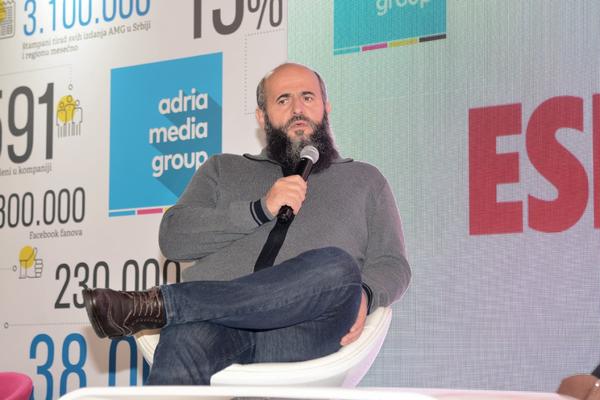 MUAMER ZUKORLIĆ SE POVLAČI IZ POLITIKE I ODLAZI U BOSNU! Niko nije očekivao OVAKAV POTEZ, svi su u šoku