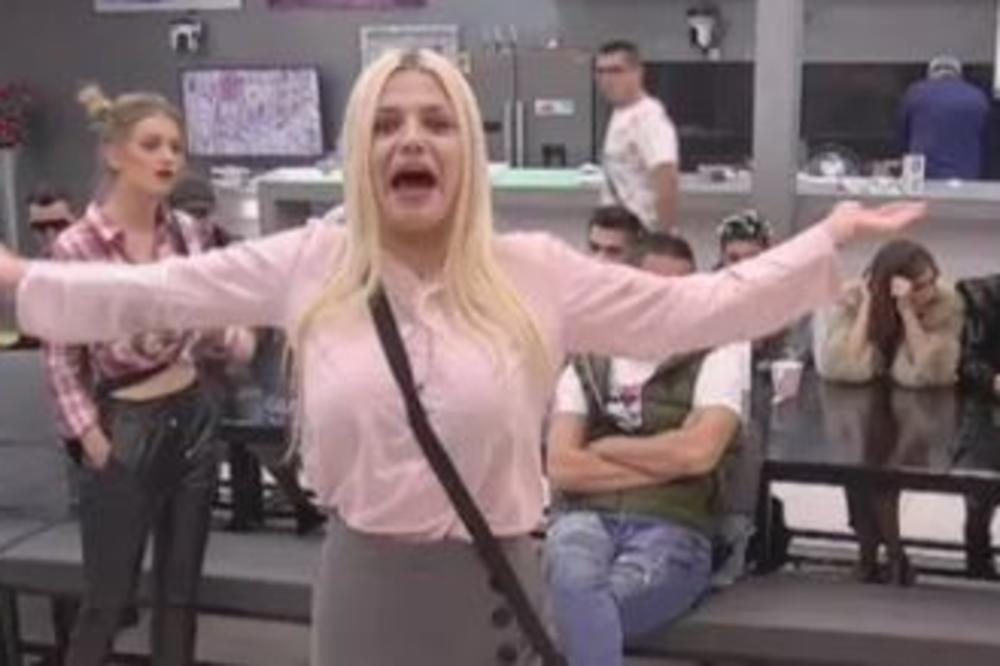 VOLIM DOMINANTNE MUŠKARCE: Otkrila kakvog dečka traži za SE*S! (VIDEO)