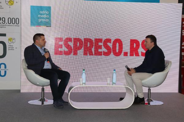 NIKOLA NIKODIJEVIĆ GOST ESPRESA NA SAJMU MEDIJA: SPS i SNS imaju odličnu saradnju!