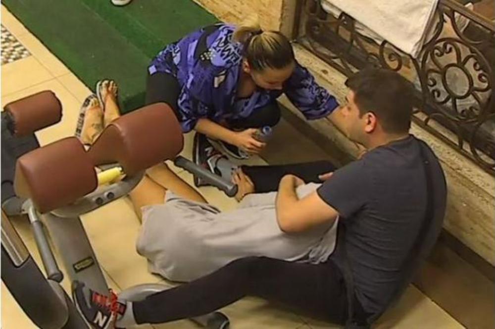 STAJALA JE PORED BAZENA I SAMO SE SRUŠILA: Učesnici Parova pozlilo, Ivan Marinković joj pritrčao u pomoć!