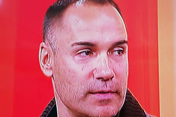 UBIJENA MAJKA NAŠEG GLUMCA, PUCAO JOJ U GLAVU PA ZAPALIO: Horor dešavanja potresla zemlju, NEZAPAMĆENA TRAGEDIJA