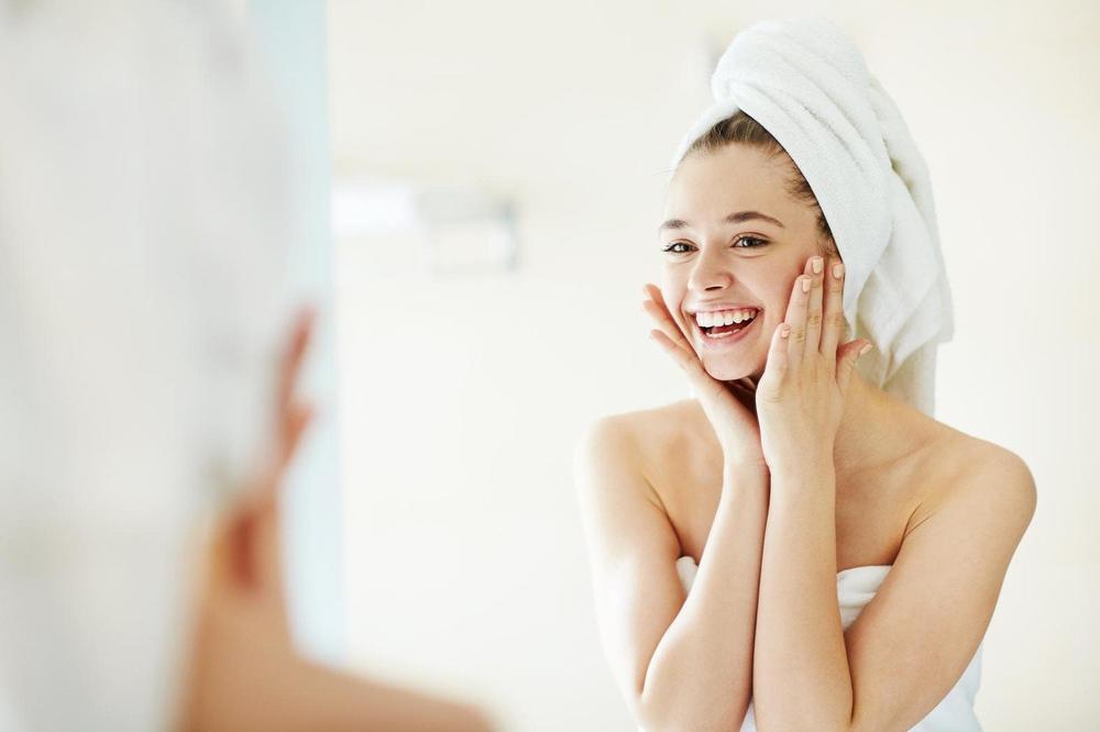 NAJBOLJA NEGA JE 100% PRIRODNA I VEGANSKA: Saveti za kožu bez bora, celulita i ostalih nepravilnosti