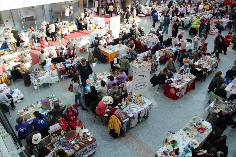 STRATEGIJA RAZVOJA RURALNIH SREDINA: Garancijski fond na Sajmu stvaralaštva seoskih žena u Vojvodini