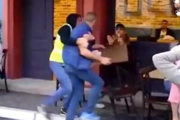 NEMANJA POKUŠAO DA GAĐA MILJANU STOLOM! Sledeći put me produkcija neće zaustaviti: Vređala mu dete, on poludeo