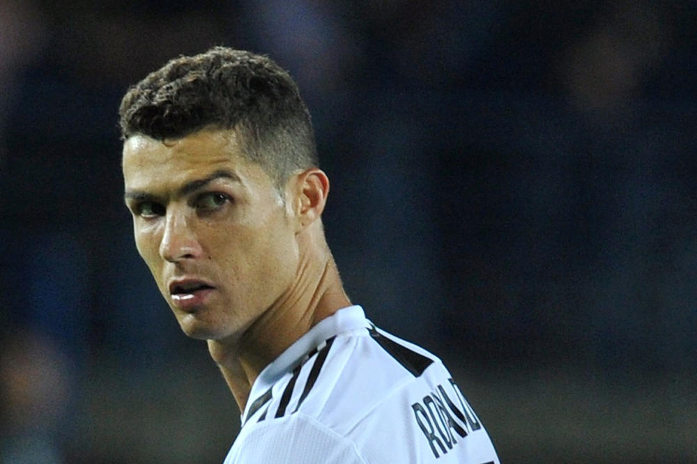 ITALIJA U ŠOKU ZBOG OVE BIZARŠTINE: Kristijano Ronaldo na umrlici!