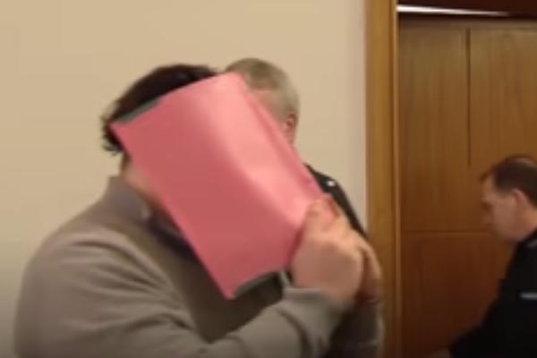 IZAZIVAO SRČANE UDARE JER JE UŽIVAO DA OŽIVLJAVA PACIJENTE! Medicinski brat iz PAKLA usmrtio je čak 100 osoba!