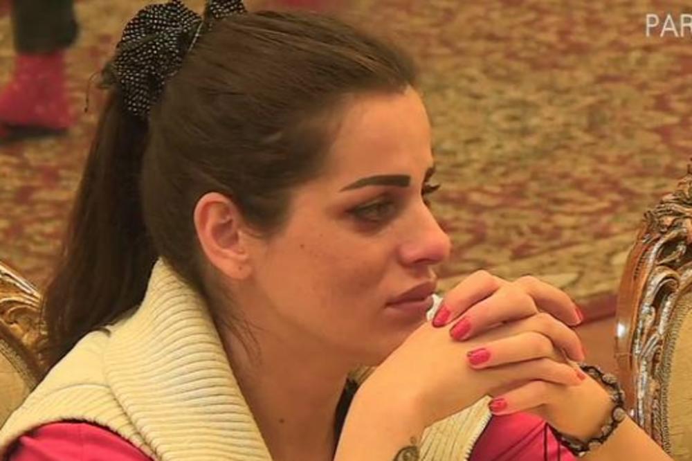 DINA SE RASPLAKALA! Ovog puta Baki B3 NIJE KRIVAC za njene SUZE! (FOTO)