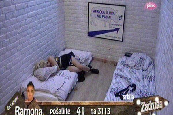 SVE MI JE JASNO, TI SI SE ZALJUBILA U MENE! Planula nova ljubav u ZADRUZI, neka se spremi jorgan planina