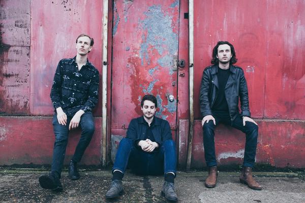 Peter Murphy dovodi Desert Mountain Tribe u Beograd (VIDEO)