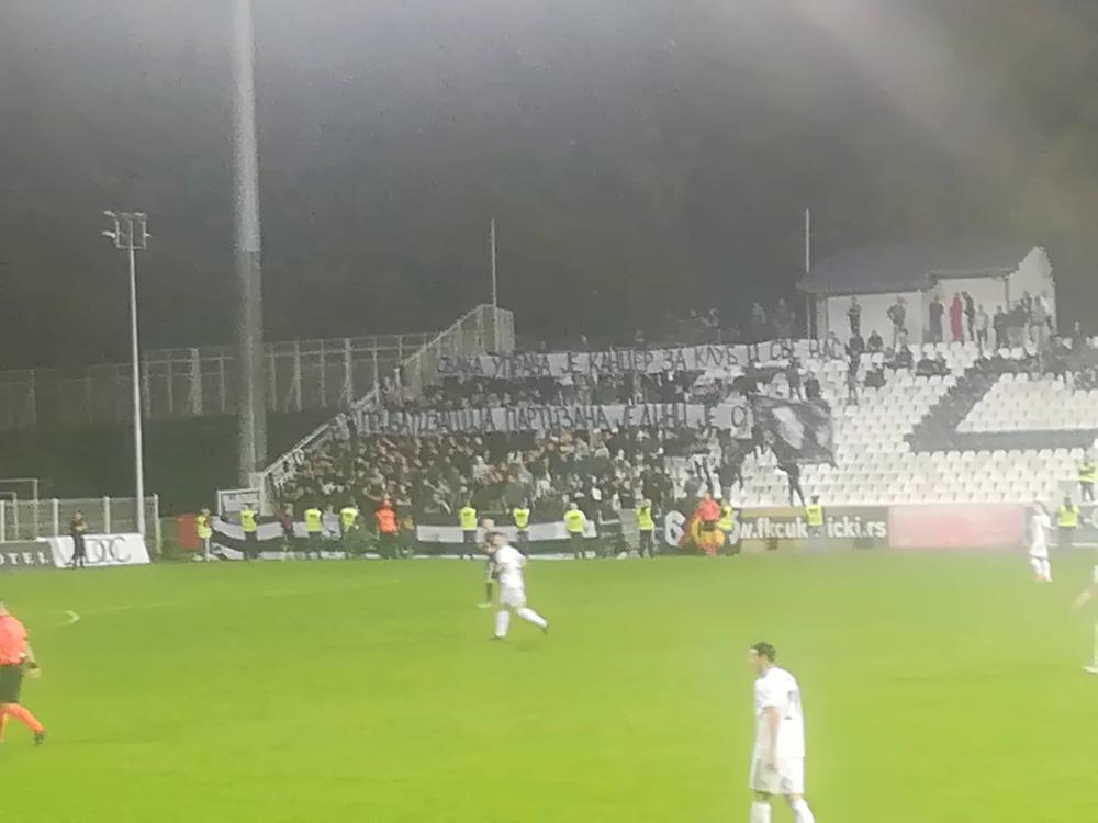 Poruka Partizanovaca na meču sa Čukaričkim