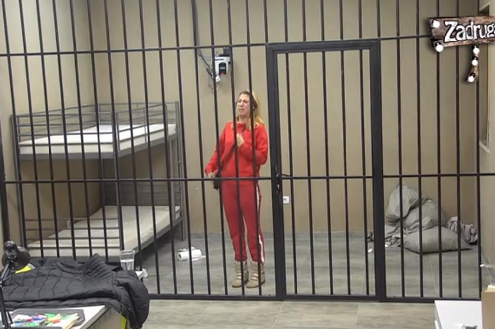 MOJ BRAT JE MOGAO DA UMRE, OTAC JE IMAO PREDINFARKTNO STANJE ZBOG ONOG SINOĆ: Nadežda ponovo ubola nervni slom!