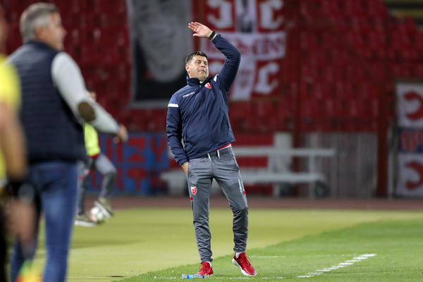 VAŠE JE DA PITATE, MOJE DA ODGOVORIM: Milojević o igračima sa manjkom samopuzdanja, ne zanima ga tabela i prednost!