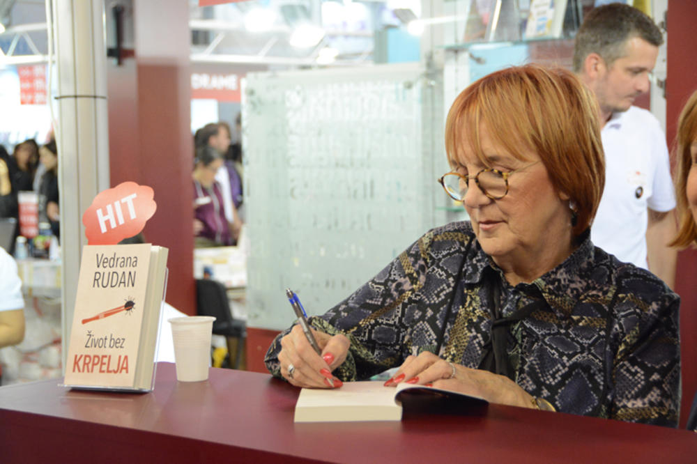 VRATILA SE MIRISU PROŠLOSTI? NOVI MUŽ OTIŠAO NA TENIS, PA SE ODVEZLA SA BIVŠIM: S Vedranom Rudan smeh je NEIZBEŽAN!