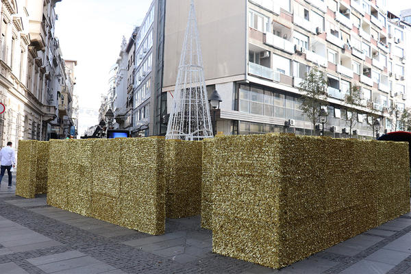 HULIGANI POLOMILI NOVI SIMBOL BEOGRADA! Građani su u čudu i pitaju se šta im je LAVIRINT skrivio? (FOTO)