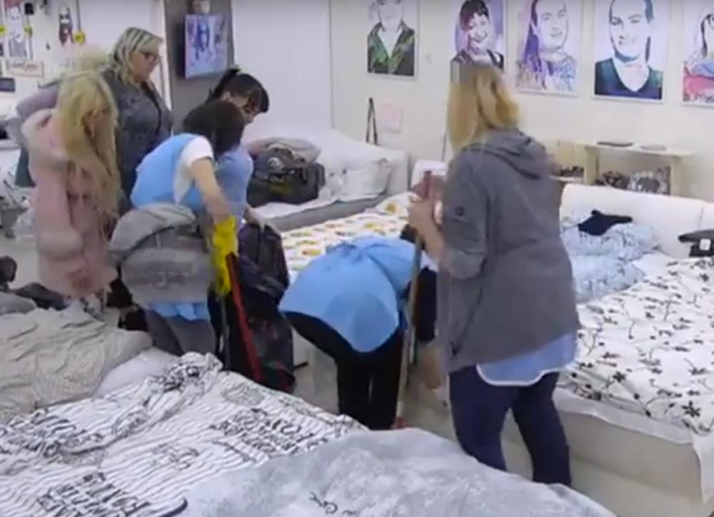 Veliki šef je morao da pošalje čistačice  