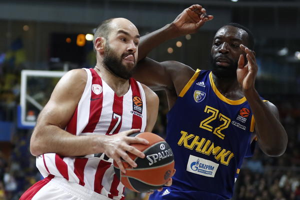 CRVENO-BELA LJUBAV: Potpisao Kil Bil!