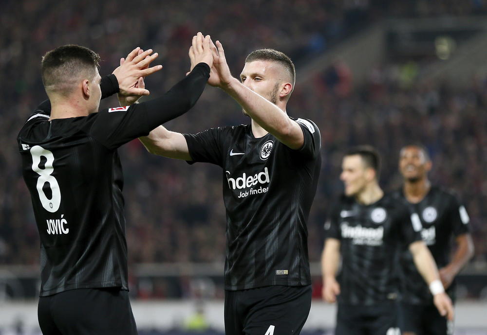 Luka Jović i Ante Rebić su udarni tandem Ajntrahta  