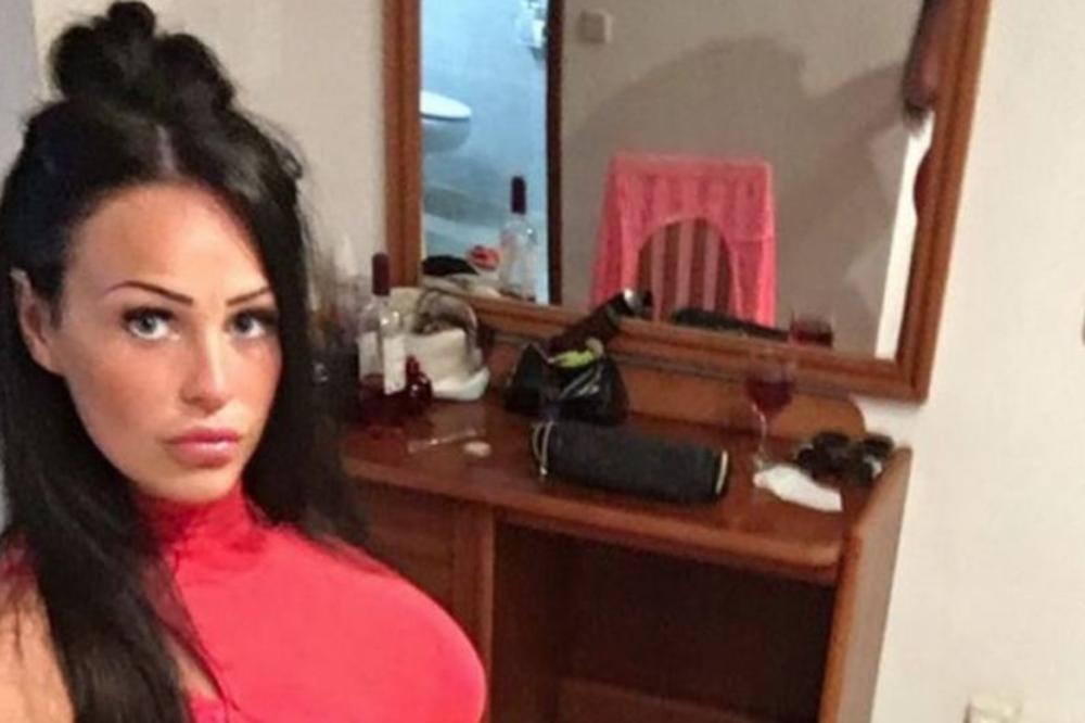 STAVILA JE SILIKONE I POSTALA LJUBAVNICA BOGATAŠA: Sada razmišlja šta li će joj tek nove OPERACIJE doneti (FOTO)