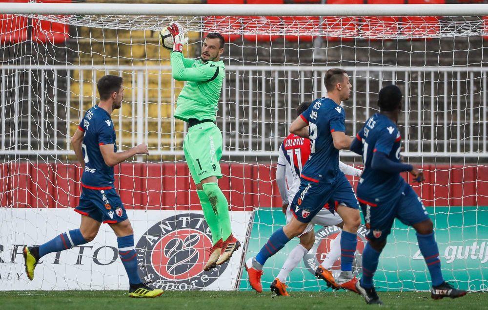 Zoran Popović je u pet utakmica na golu Zvezde primio svega jedan gol  