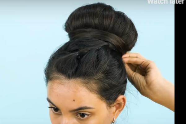 KADA BAŠ ŽURITE, OVO JE REŠENJE ZA DOBAR IZGLED! 25 frizura koje se prave za minut! (VIDEO)