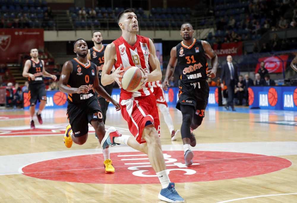 Ognjen Dobrić je jedini u timu Zvezde bio raspoložen za igru  