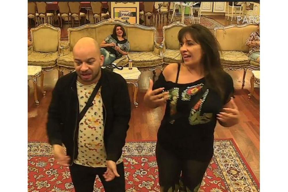 BIVŠI LJUBAVNICI SE NE SMIRUJU: Mili žestoko "potkačio" Voljenku, otkrio šta mu je tražila tokom s*ksa!