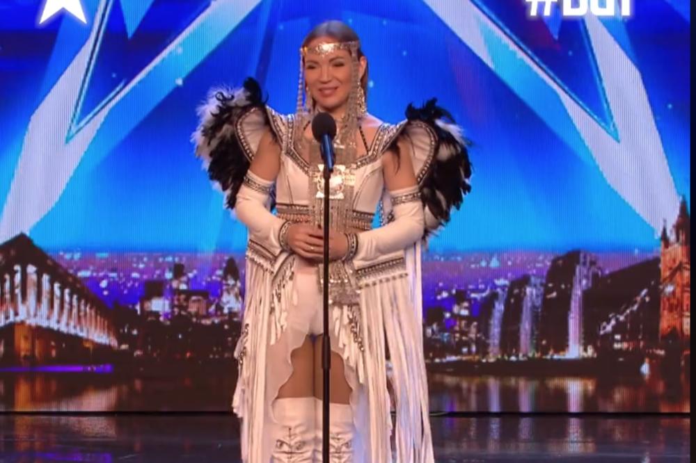 ZGODNA RUSKINJA JE IZAŠLA NA SCENU TALENTA: Kada je otvorila usta, svi su zanemeli! (VIDEO)