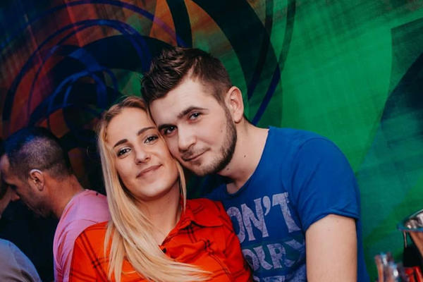 SAGA POSVAĐANIH MLADENACA SE NASTAVILA NA FEJSBUKU: Mlada izvređala nesuđenog muža, on uzvratio neočekivano!