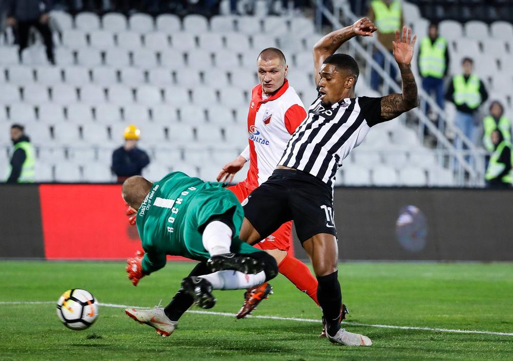 Rikardo Gomeš vara Rockova  