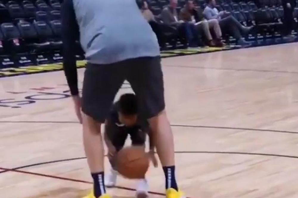ČIKA NIKOLA, OBUCITE SUKNJICU! Sin Ajzee Tomasa brukao Jokića na treningu Denvera!